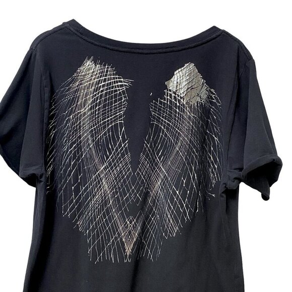 Kenneth Cole T-shirt Size 1X Womens Short Sleeve Graphic Tee Silver Angel Wings - Picture 4 of 8